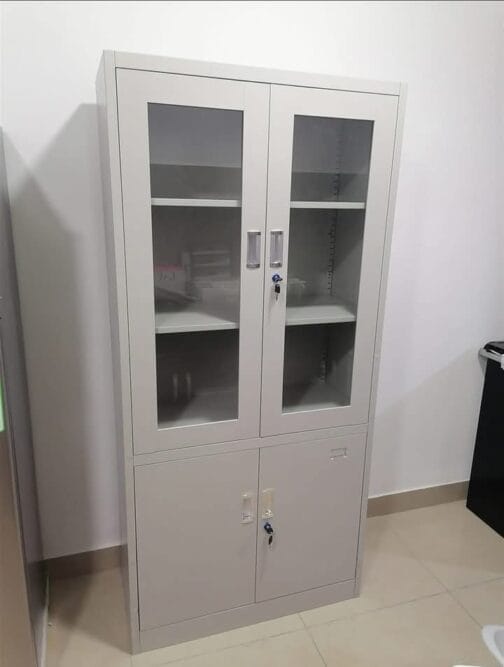 Armoire à rideau